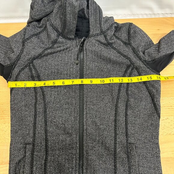 Lululemon Women's Daily Practice Full Zip Hooded Jacket Herringbone Gray Size 6 - Picture 14 of 16